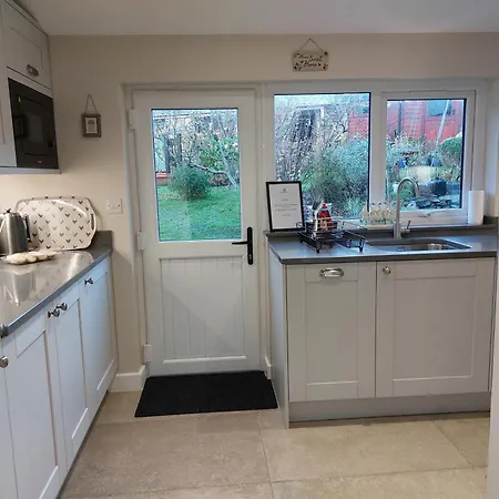 Sunny Bank, Cark-in-cartmel * Cark