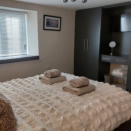 Sunny Bank, Cark-in-cartmel Holiday home *