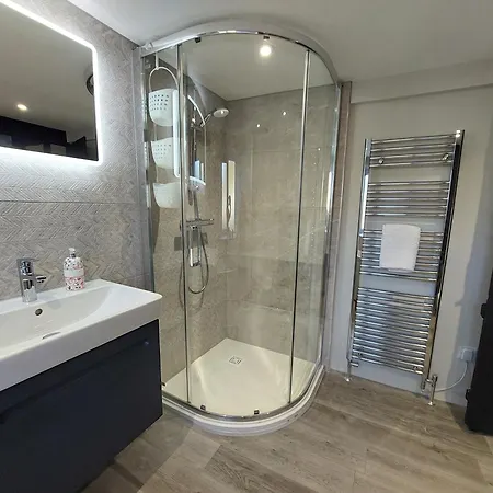 Sunny Bank, Cark-in-cartmel *