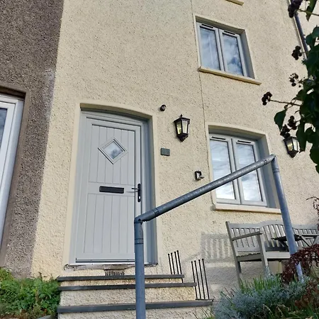 Holiday home Sunny Bank, Cark-in-cartmel *